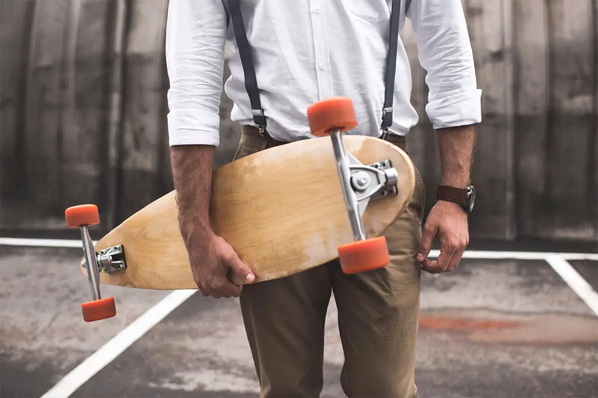 How to choose a cheap longboard for beginners